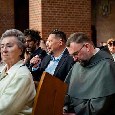 Boże Ciało w rytmie uwielbienia grafika